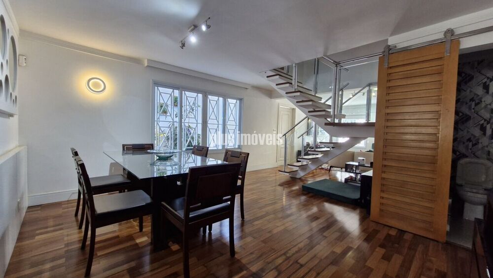 Casa, 3 quartos, 207 m² - Foto 1