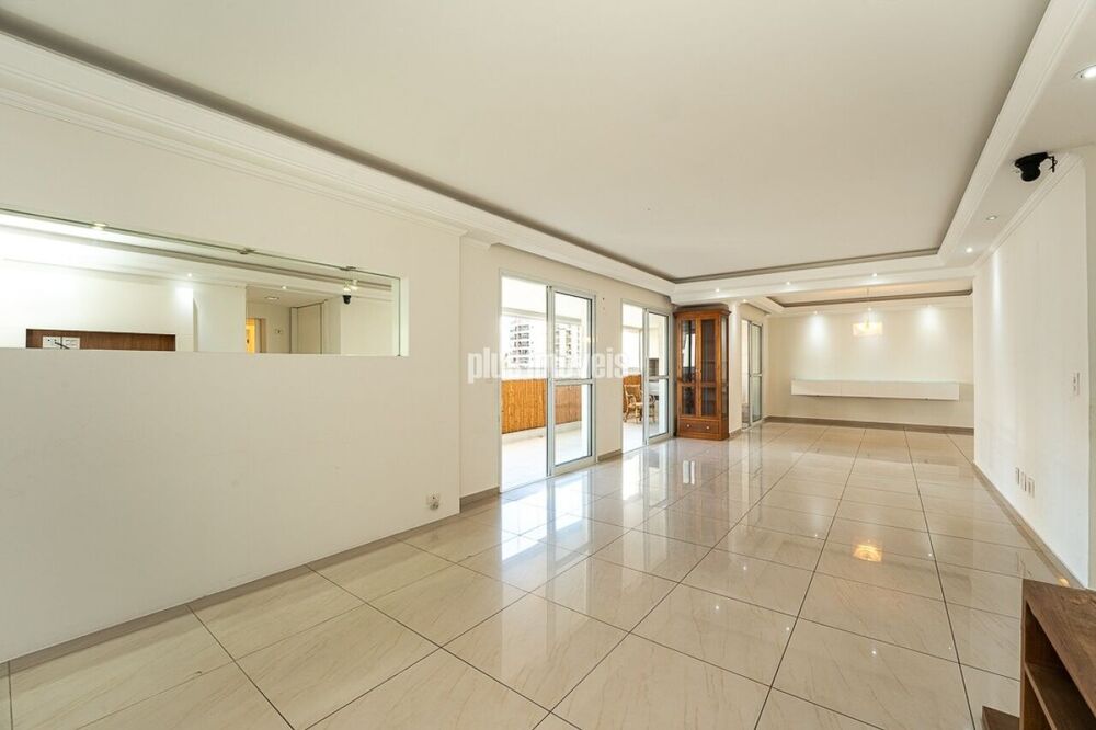 Apartamento, 3 quartos, 201 m² - Foto 2