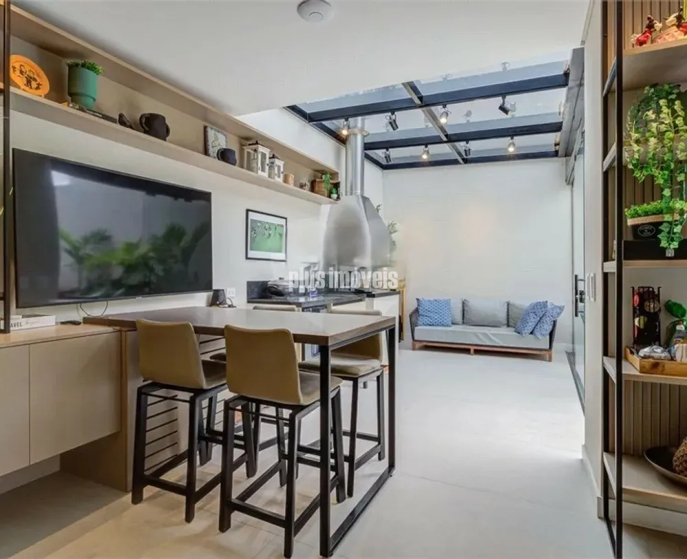 Casa, 4 quartos, 240 m² - Foto 1