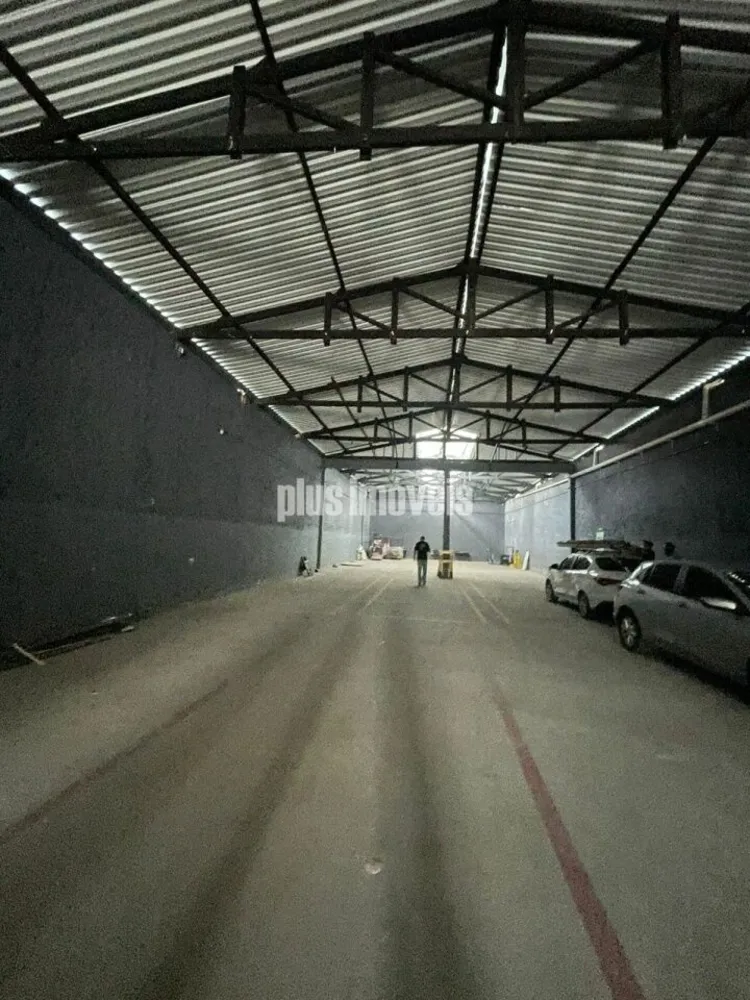 Depósito-Galpão, 645 m² - Foto 1