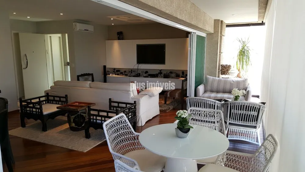 Apartamento, 3 quartos, 156 m² - Foto 1