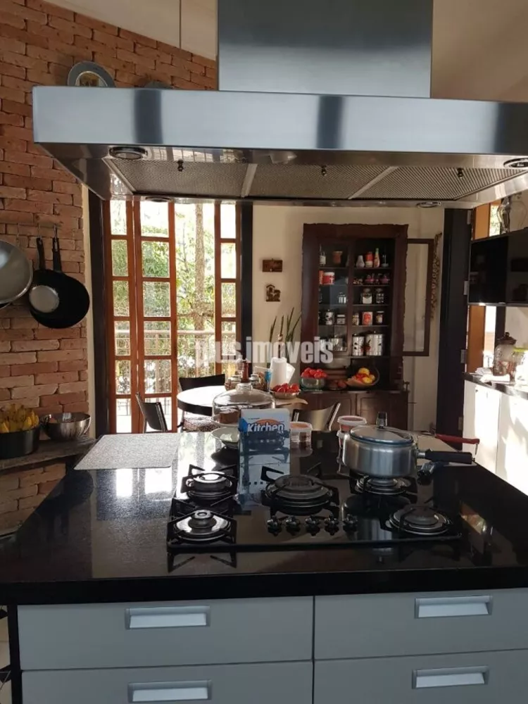 Casa de Condomínio à venda com 3 quartos, 684m² - Foto 11