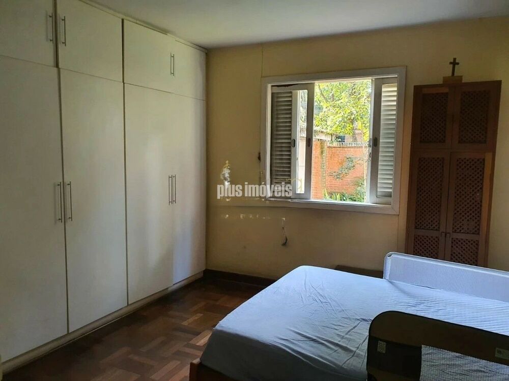 Casa à venda com 3 quartos, 270m² - Foto 8