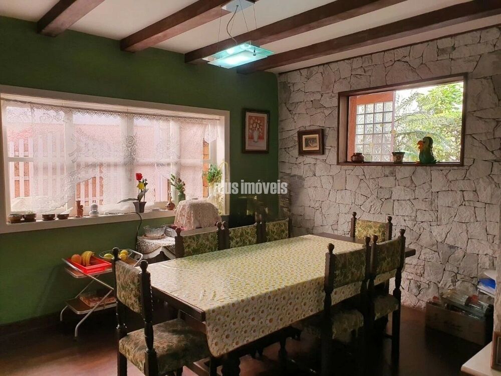 Casa à venda com 3 quartos, 270m² - Foto 6