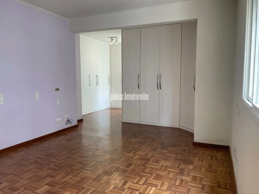 Apartamento, 3 quartos, 218 m² - Foto 1