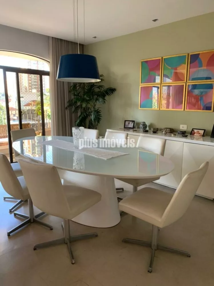 Apartamento à venda com 3 quartos, 222m² - Foto 3