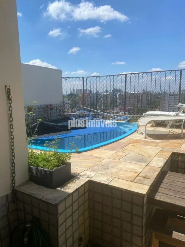 Apartamento à venda com 3 quartos, 223m² - Foto 1