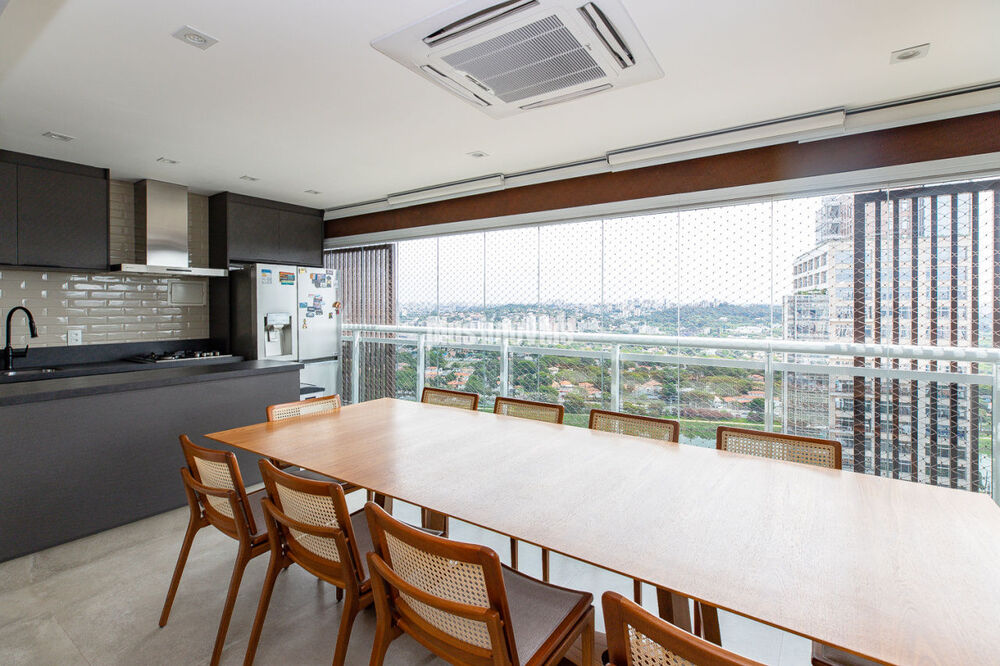 Apartamento, 3 quartos, 190 m² - Foto 1