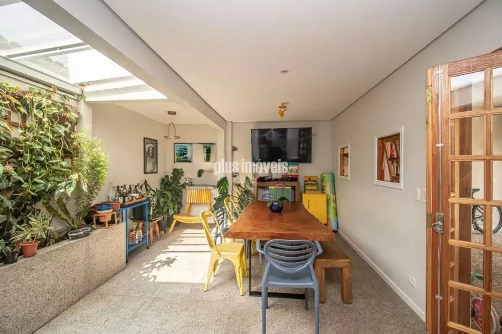 Casa de Condomínio à venda com 3 quartos, 165m² - Foto 2