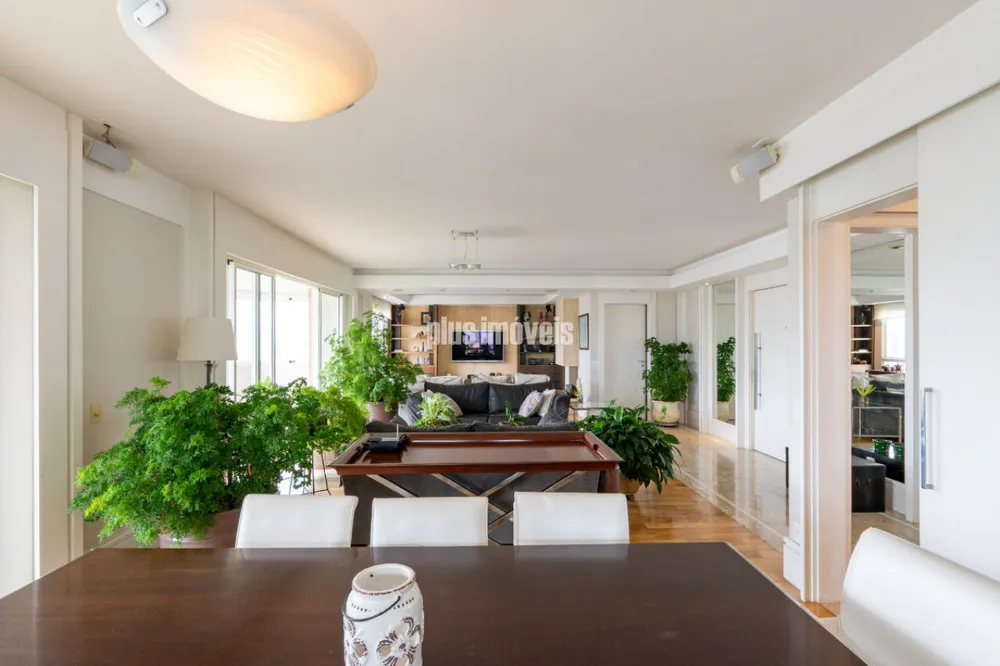 Apartamento, 3 quartos, 260 m² - Foto 4
