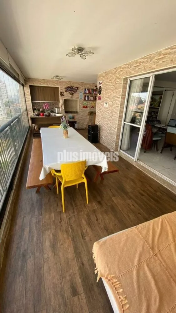 Apartamento à venda com 3 quartos, 193m² - Foto 1