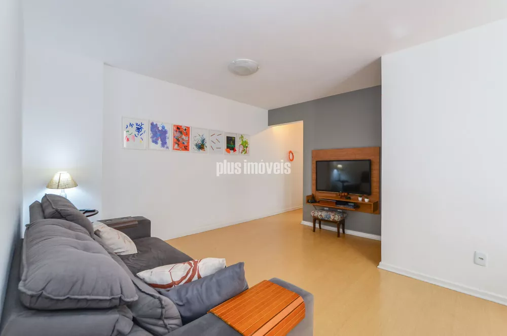 Apartamento à venda com 2 quartos, 70m² - Foto 5