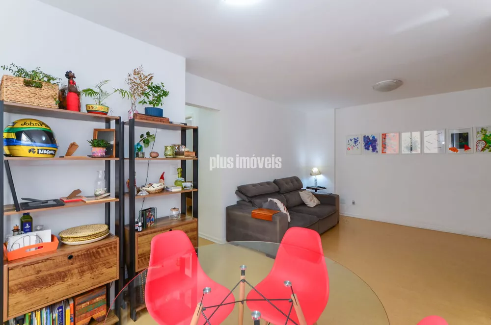 Apartamento à venda com 2 quartos, 70m² - Foto 6