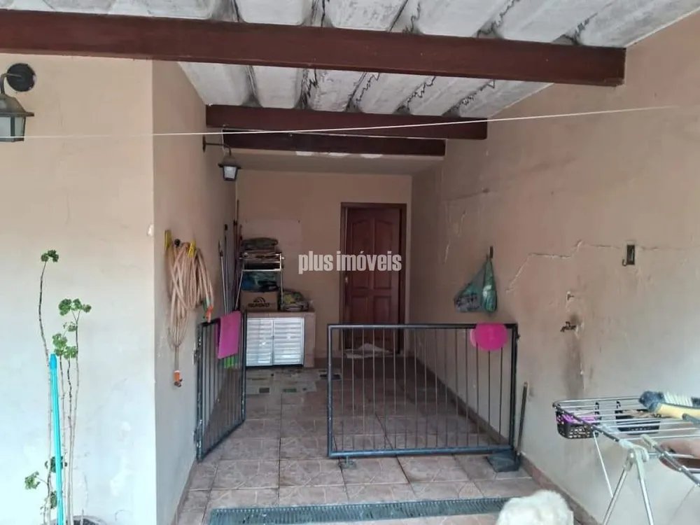 Casa, 3 quartos, 214 m² - Foto 1