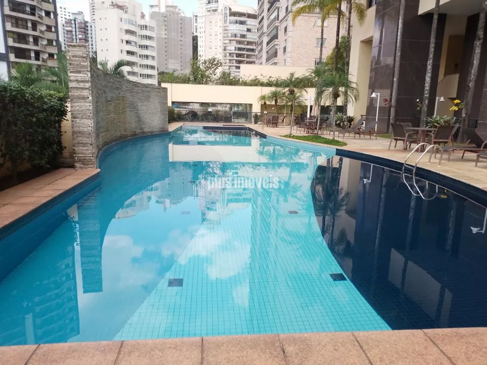 Apartamento à venda com 4 quartos, 220m² - Foto 3