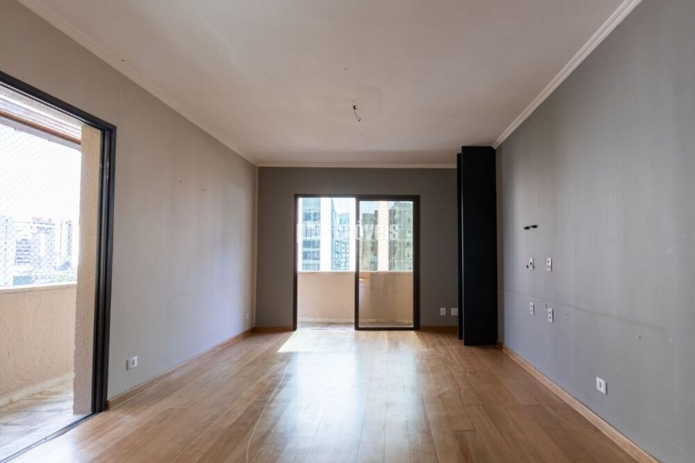 Apartamento, 3 quartos, 209 m² - Foto 1