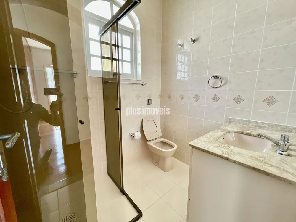 Casa, 4 quartos, 370 m² - Foto 1