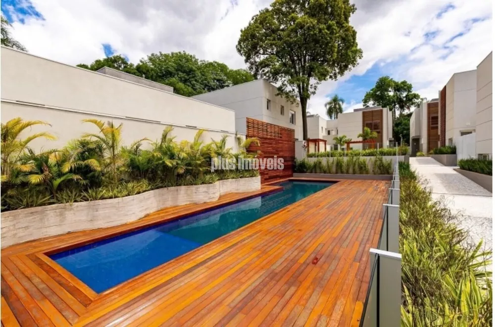 Casa de Condomínio à venda com 4 quartos, 520m² - Foto 3