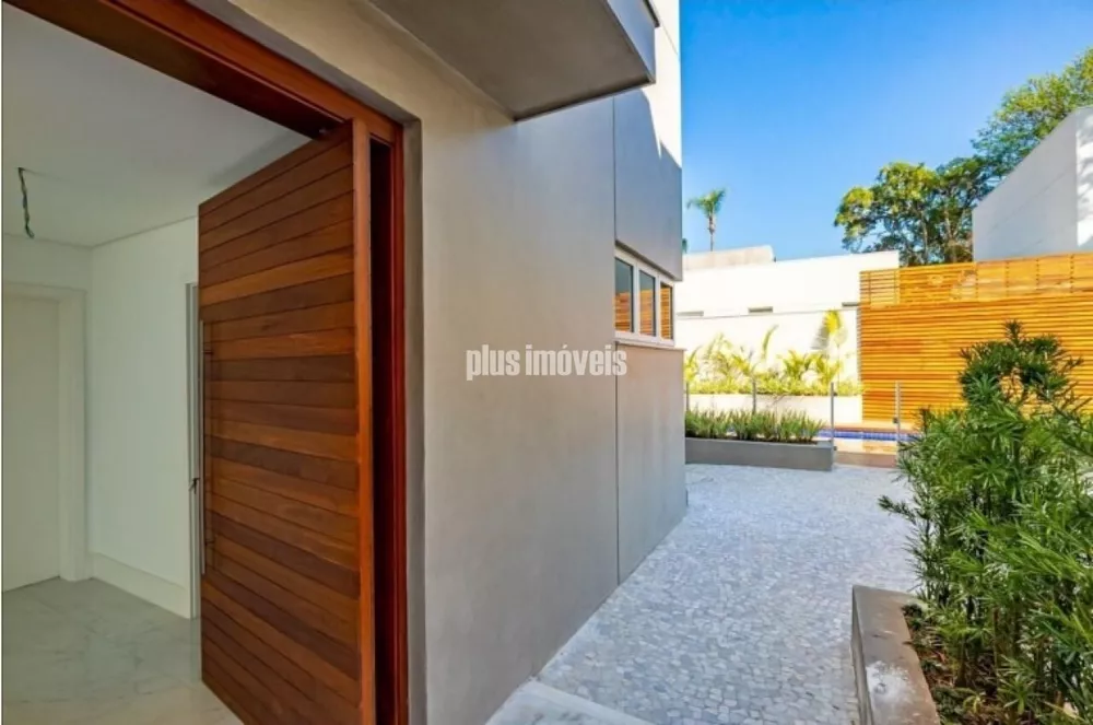 Casa de Condomínio à venda com 4 quartos, 520m² - Foto 4