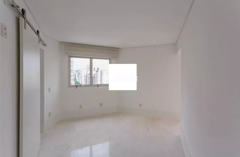 Apartamento à venda com 3 quartos, 210m² - Foto 7