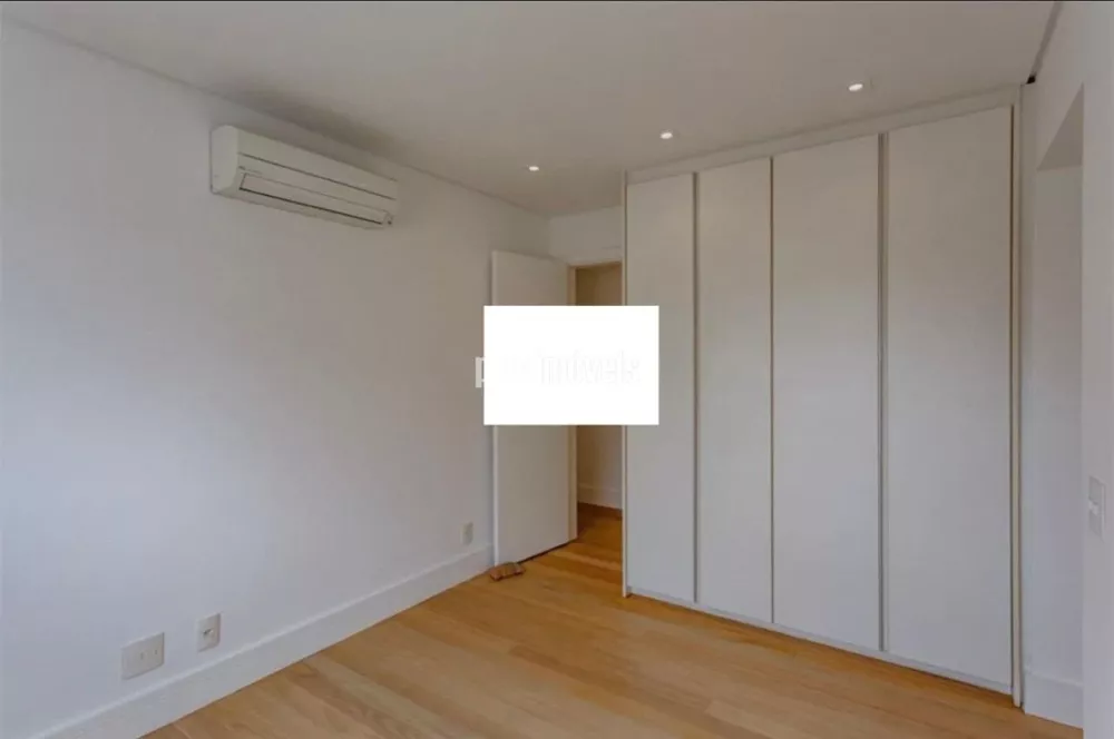 Apartamento à venda com 3 quartos, 210m² - Foto 6