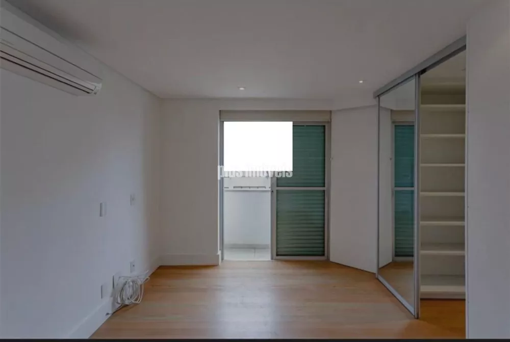 Apartamento à venda com 3 quartos, 210m² - Foto 8