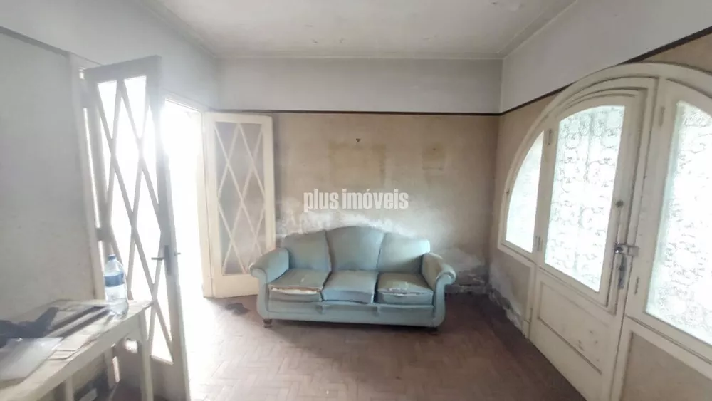 Casa à venda com 3 quartos, 210m² - Foto 4