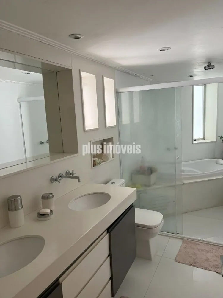 Apartamento, 3 quartos, 232 m² - Foto 4