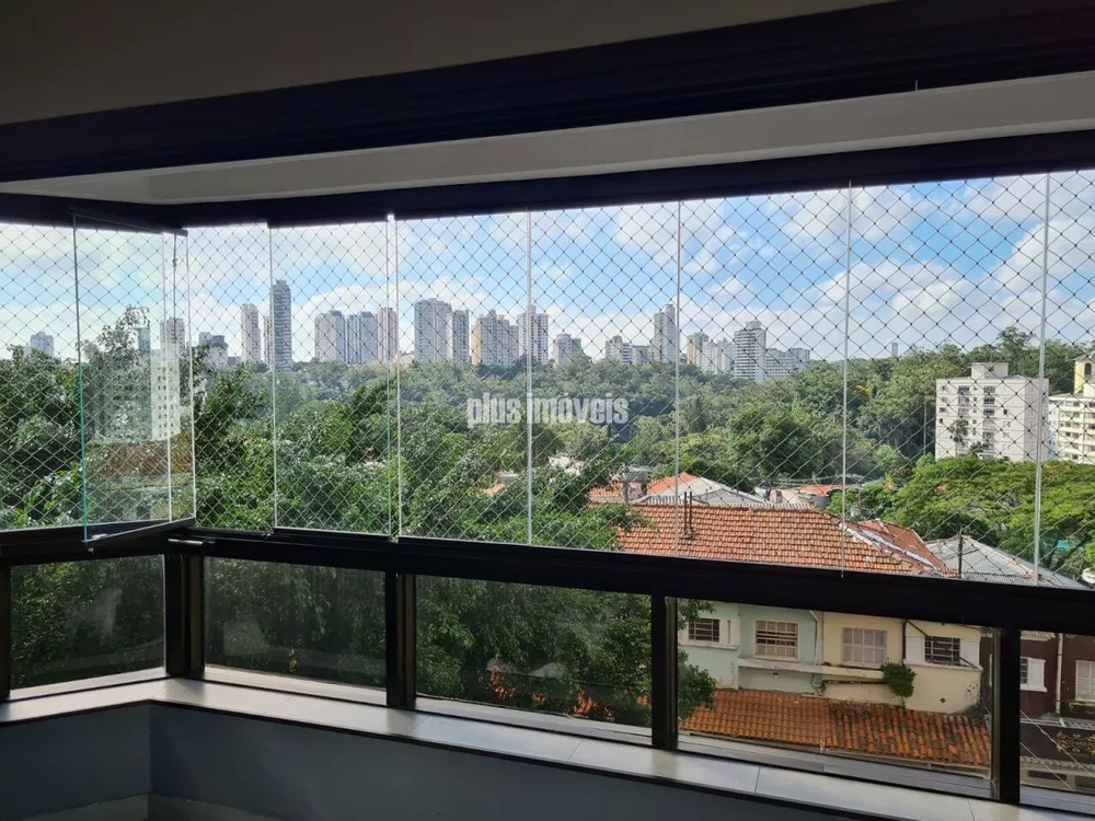 Apartamento à venda com 4 quartos, 215m² - Foto 2