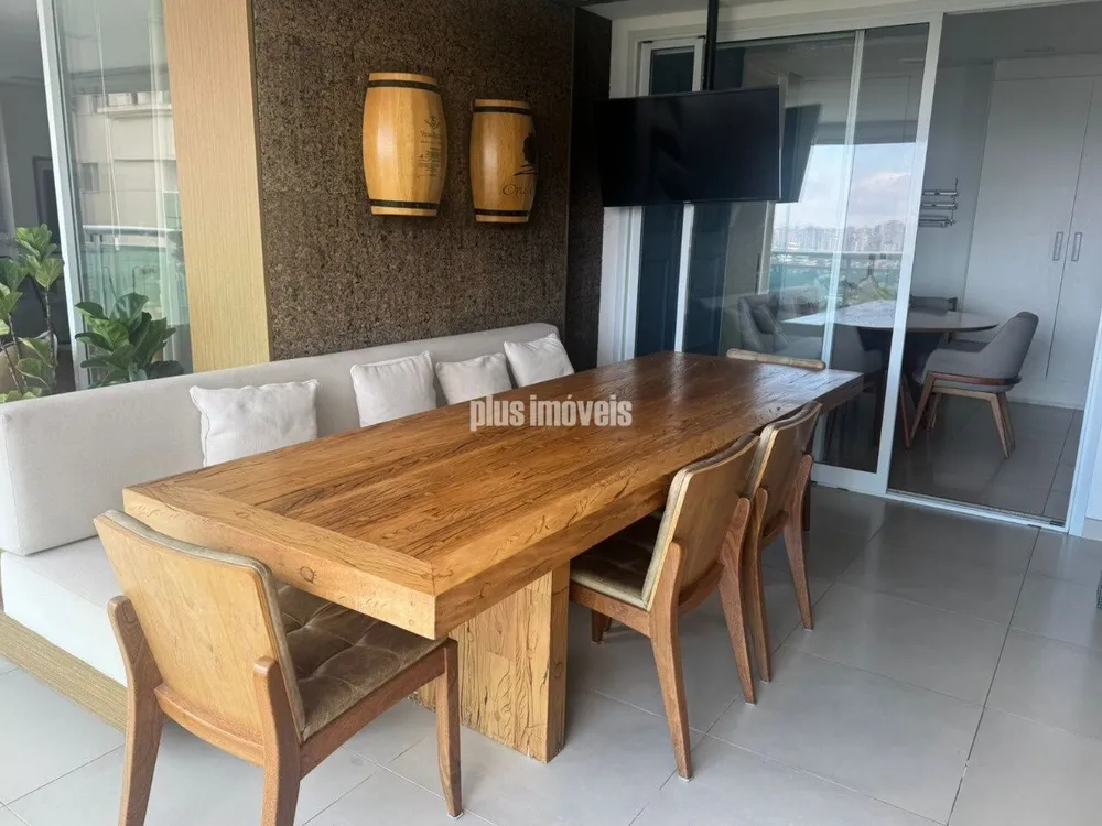Apartamento, 3 quartos, 240 m² - Foto 4
