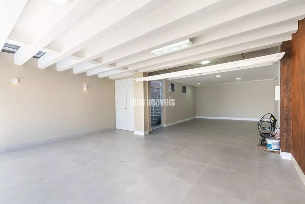 Casa à venda com 4 quartos, 405m² - Foto 4