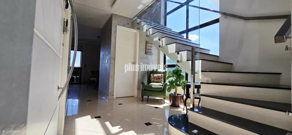 Apartamento, 3 quartos, 272 m² - Foto 1