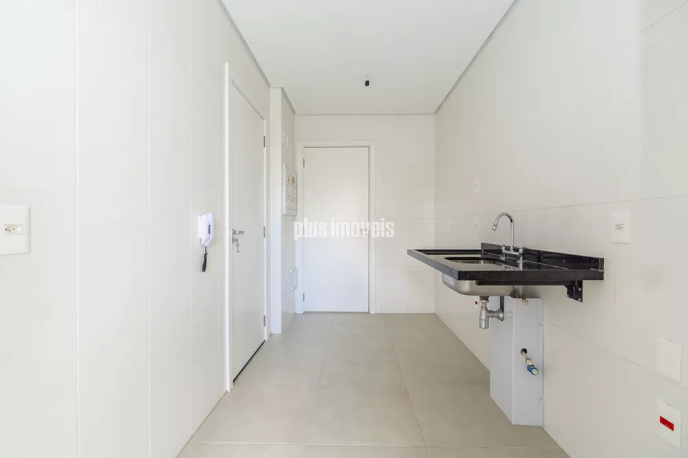 Apartamento à venda com 3 quartos, 134m² - Foto 2