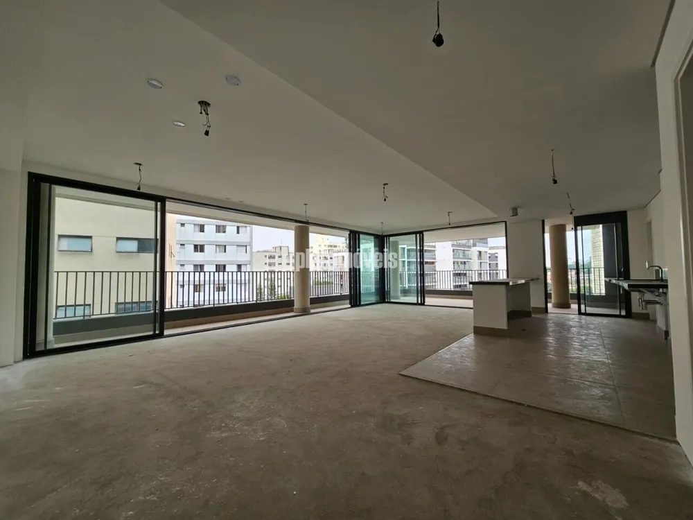 Apartamento, 3 quartos, 195 m² - Foto 1