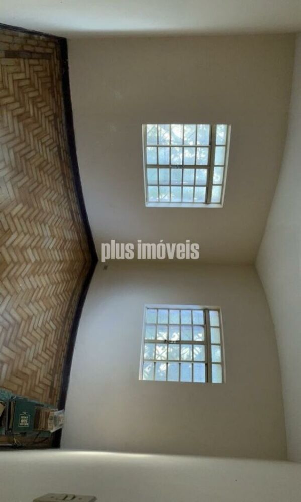 Casa, 4 quartos, 255 m² - Foto 1