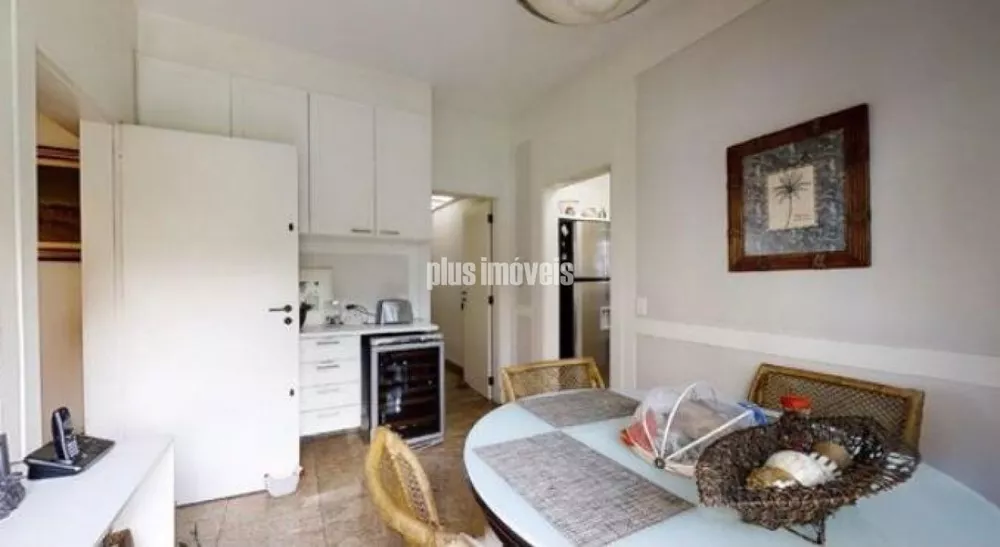 Apartamento à venda com 4 quartos, 269m² - Foto 8