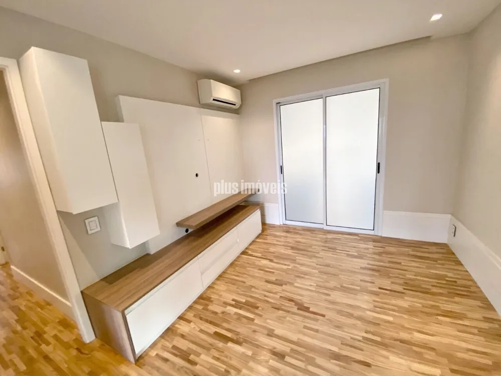 Apartamento, 3 quartos, 207 m² - Foto 1