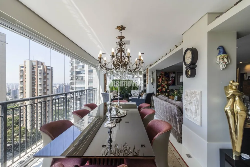 Apartamento, 4 quartos, 247 m² - Foto 1