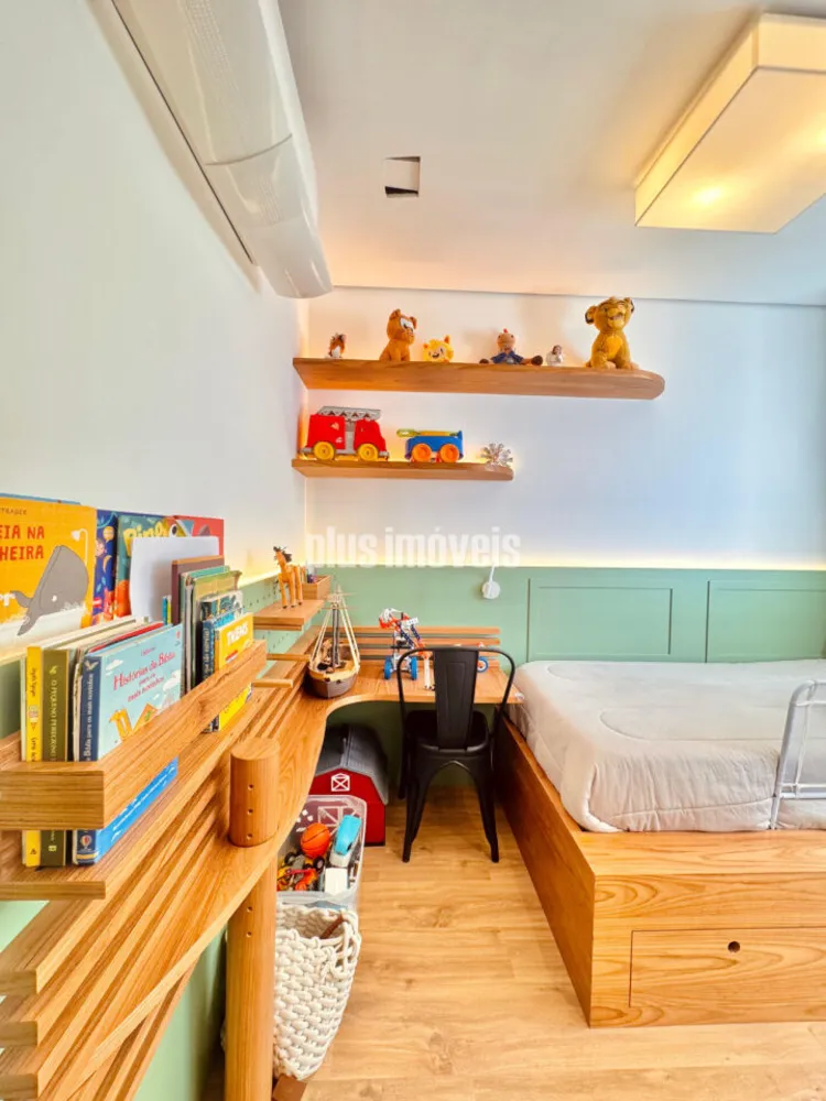 Apartamento, 3 quartos, 130 m² - Foto 1