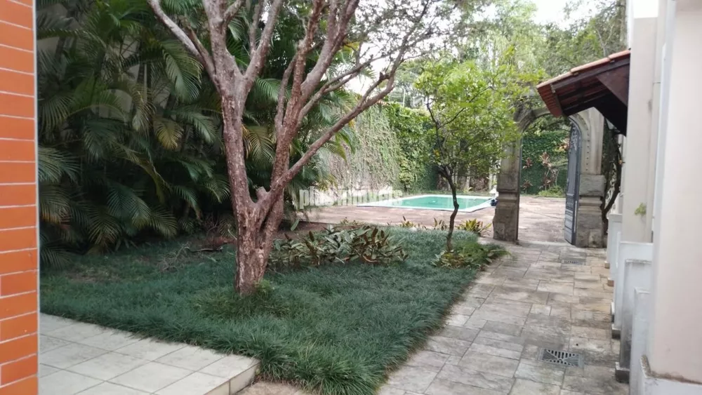 Casa, 5 quartos, 568 m² - Foto 1