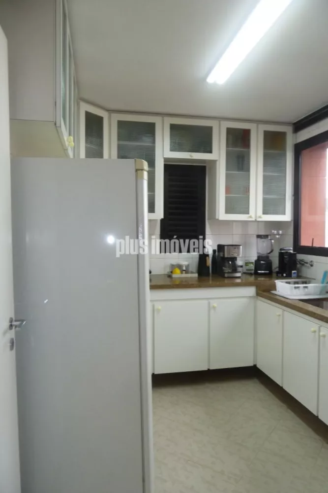 Apartamento, 3 quartos, 242 m² - Foto 18