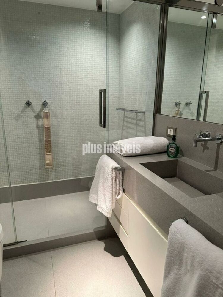Apartamento, 1 quarto, 123 m² - Foto 1