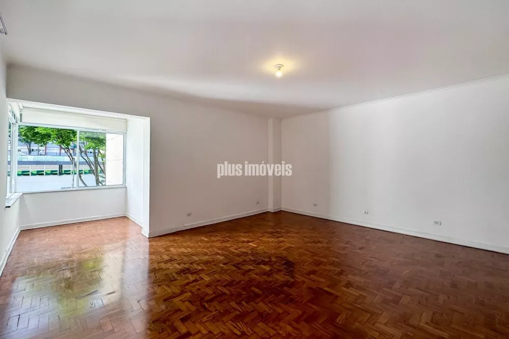 Apartamento à venda com 4 quartos, 204m² - Foto 1