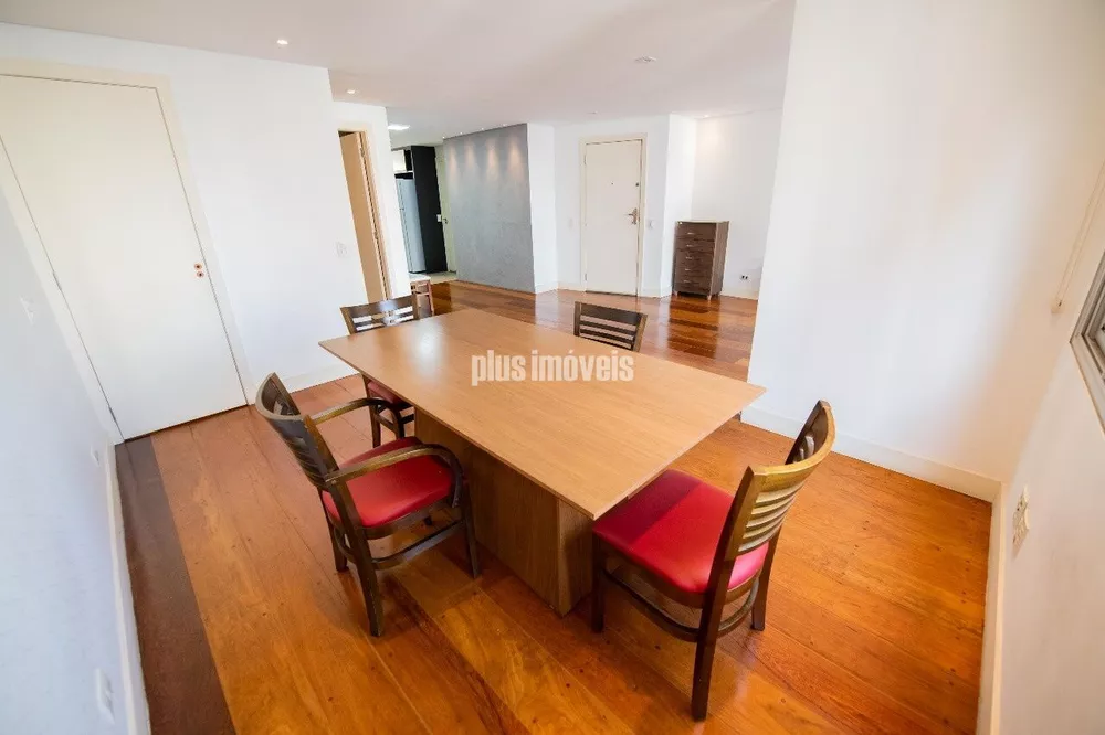 Apartamento à venda com 2 quartos, 107m² - Foto 4