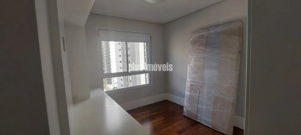 Apartamento, 3 quartos, 210 m² - Foto 1