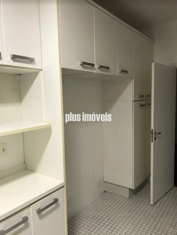 Apartamento, 3 quartos, 230 m² - Foto 3