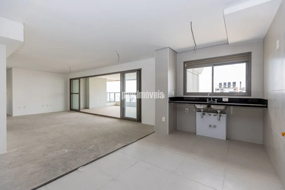Apartamento, 3 quartos, 176 m² - Foto 2