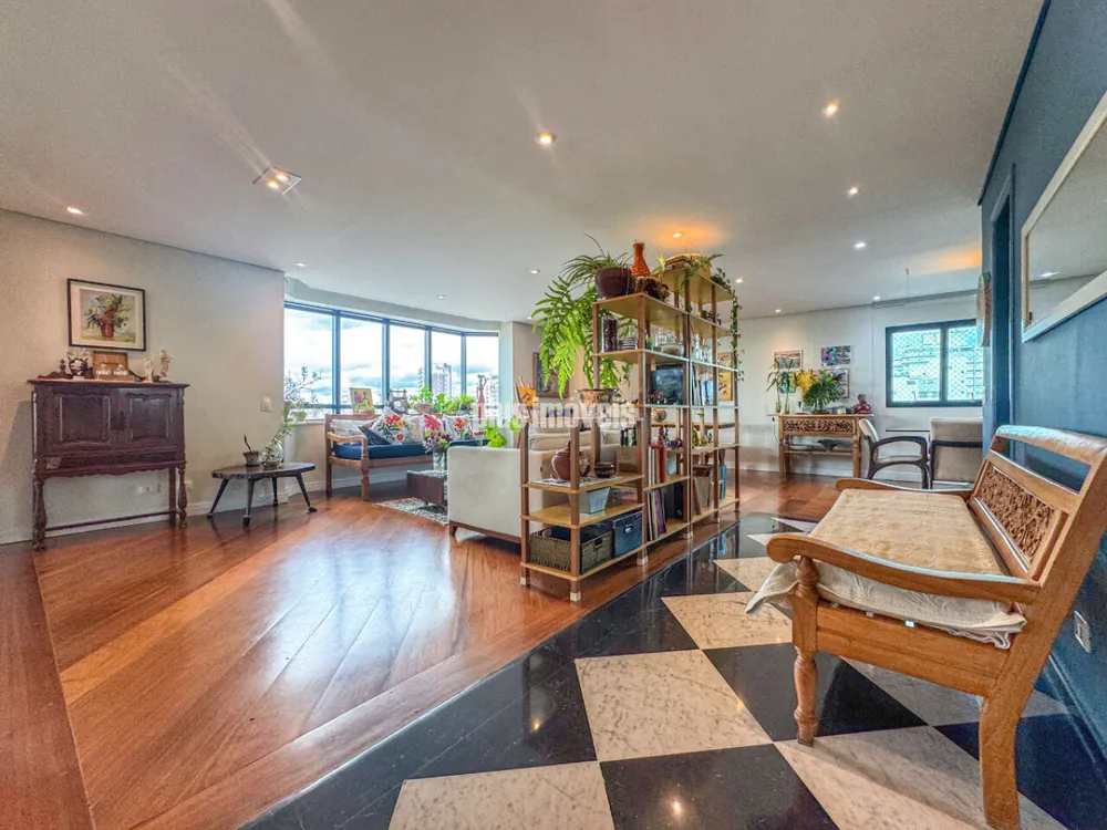 Apartamento, 3 quartos, 236 m² - Foto 1