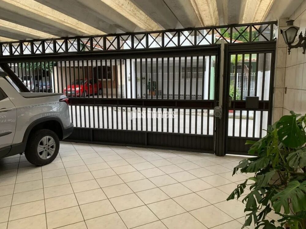 Casa de Vila à venda com 3 quartos, 230m² - Foto 8