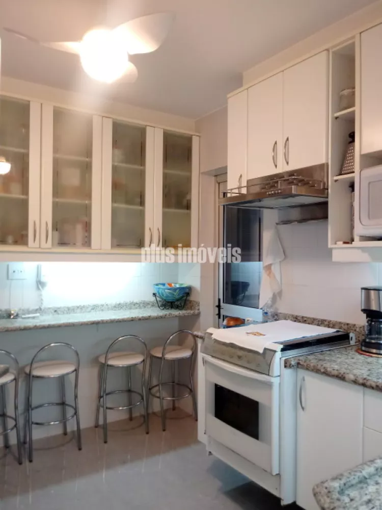 Apartamento à venda com 3 quartos, 96m² - Foto 8